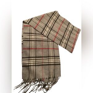 Men’s Gray Plaid Scarf